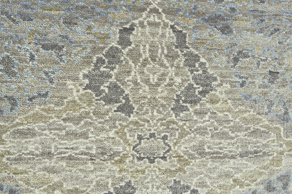 Dalia 6359F IN STORM