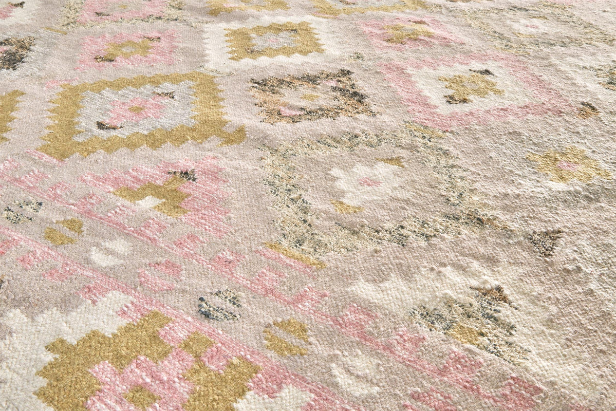 Savona III 0791F in BLUSH