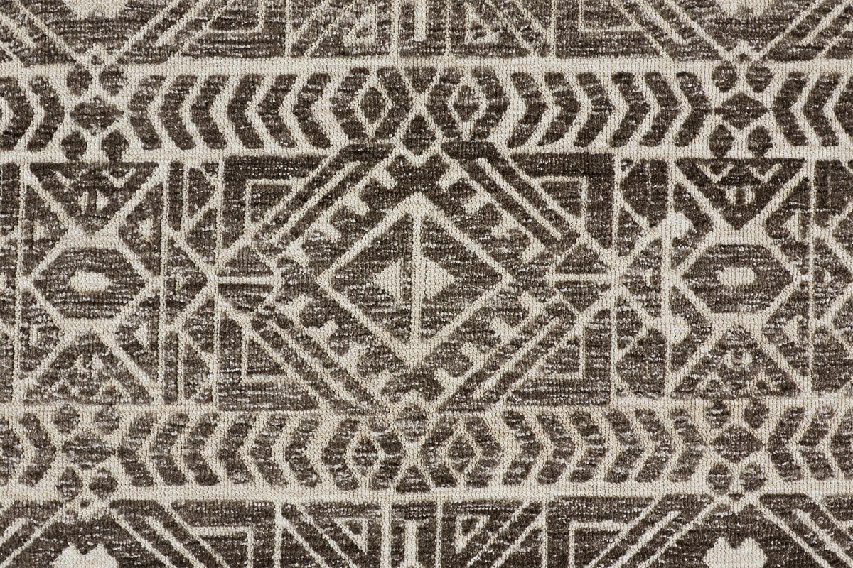 Colton 8627F in CHARCOAL
