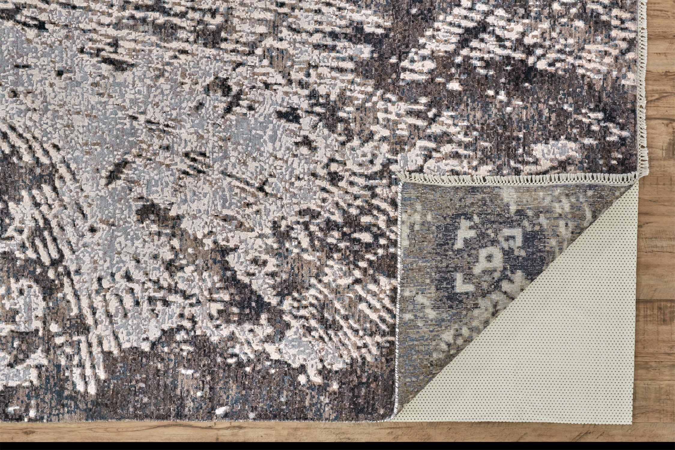 692-6056L-DGYIVY_CS_RP